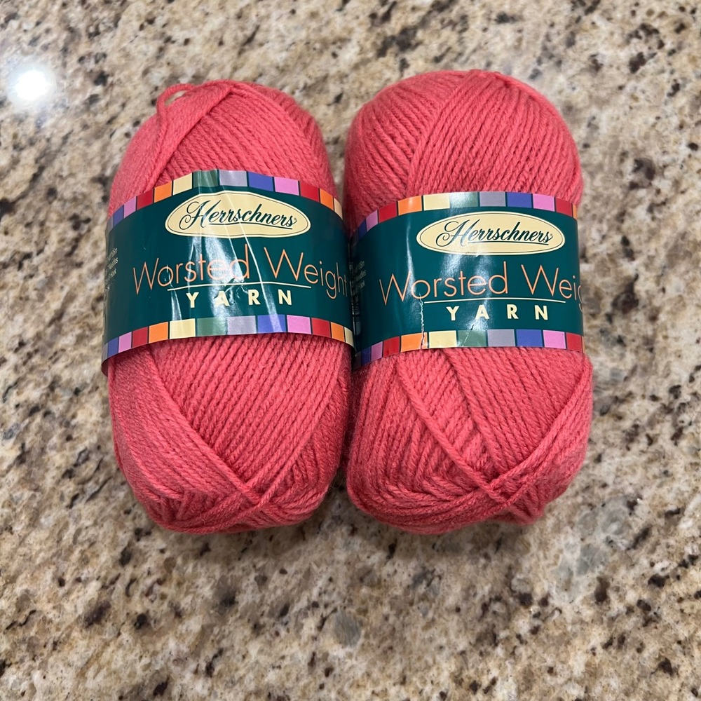 Herrschners Worsted Weight Yarn Guava Pink 0055 2 Skeins 100% Acrylic 360 Yards
